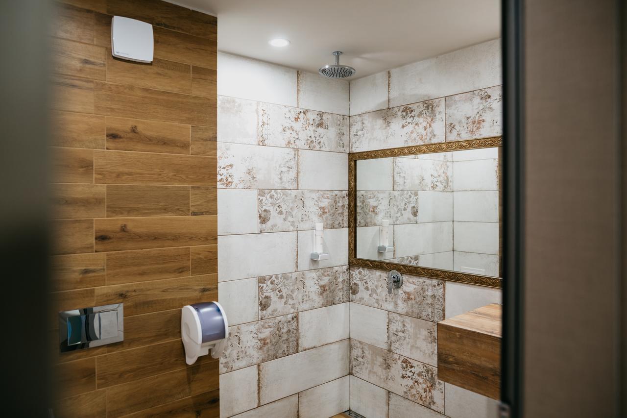 Hotel Leva - Vratsa ภายนอก รูปภาพ