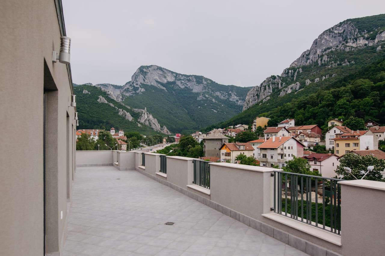 Hotel Leva - Vratsa ภายนอก รูปภาพ